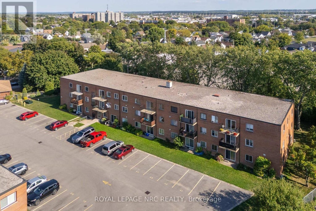 34 - 456 Carlton Street, St. Catharines (facer)