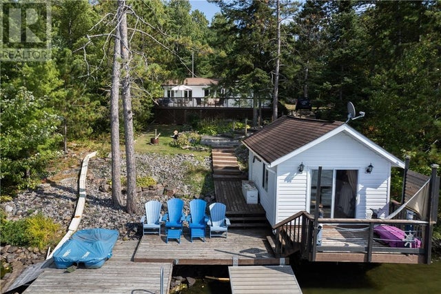 75 Dumart Road, St. Charles