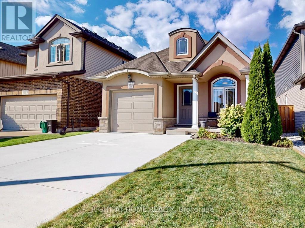 8583 Jennifer Crescent, Niagara Falls (forestview)