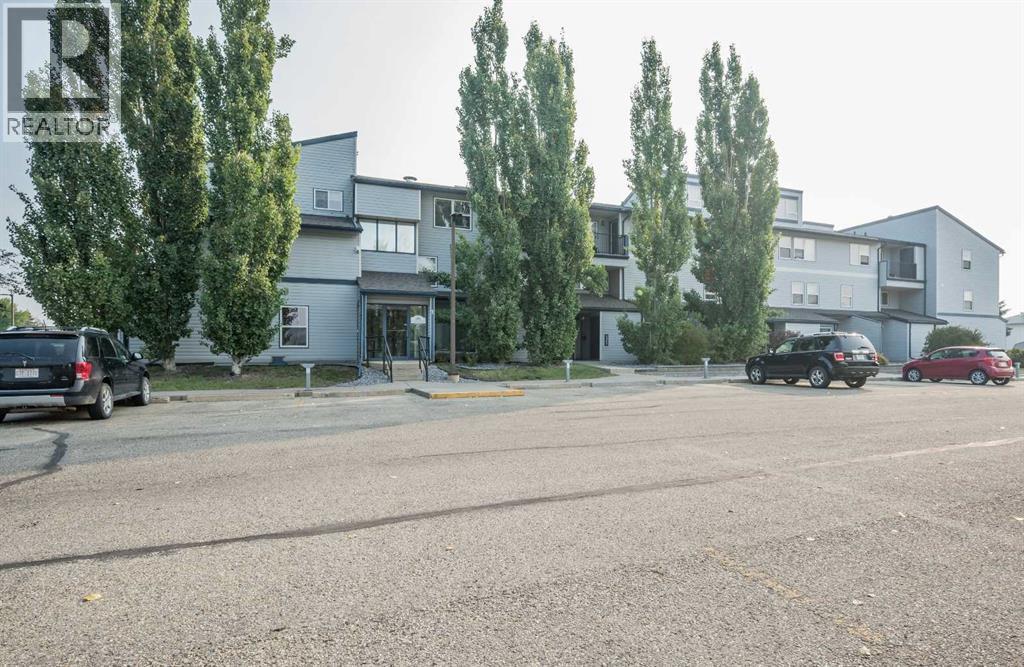 1212, 7201 Poplar Drive, Grande Prairie