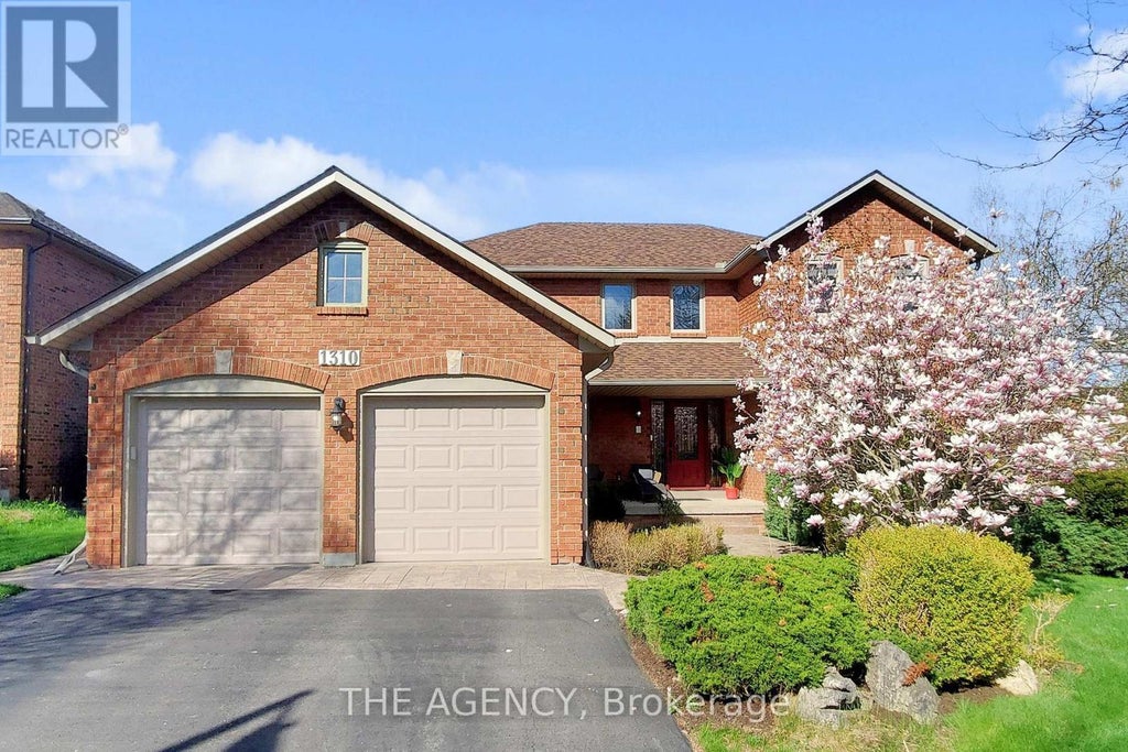 1310 Golden Meadow Trail, Oakville (fa Falgarwood)