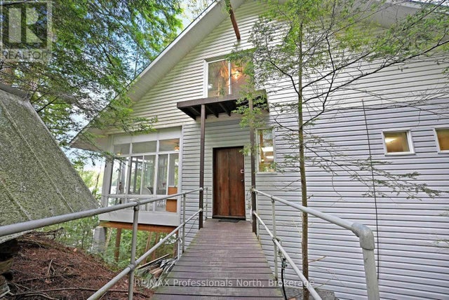 20871 Highway 35, Algonquin Highlands (sherborne)