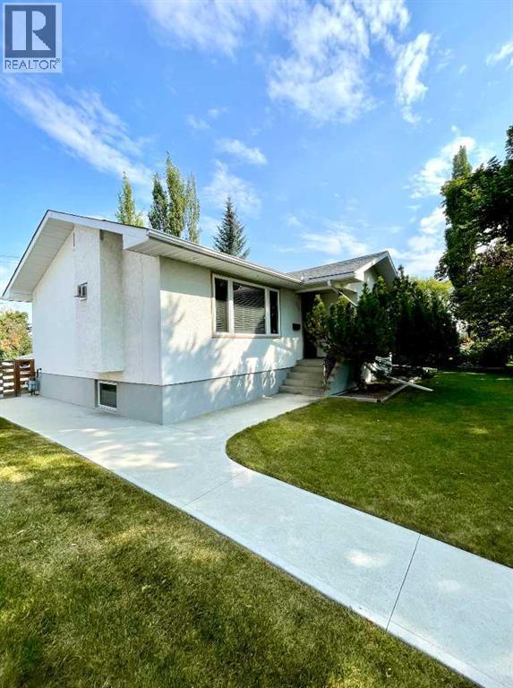 2712 32 Avenue Sw, Calgary