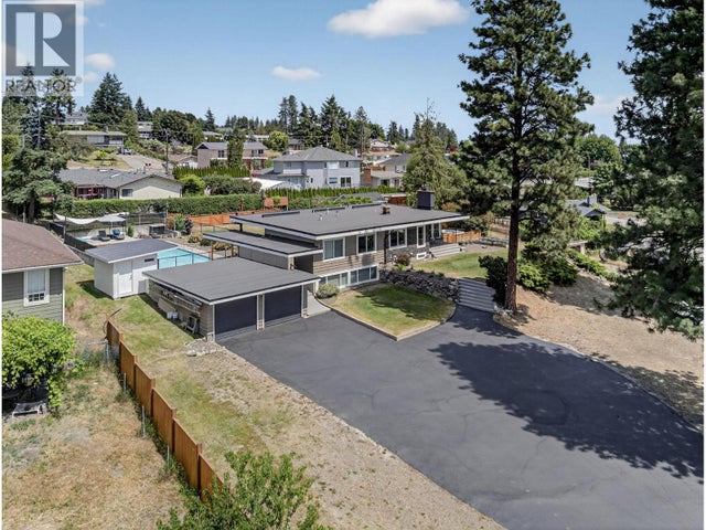 2715 Boucherie Road, West Kelowna