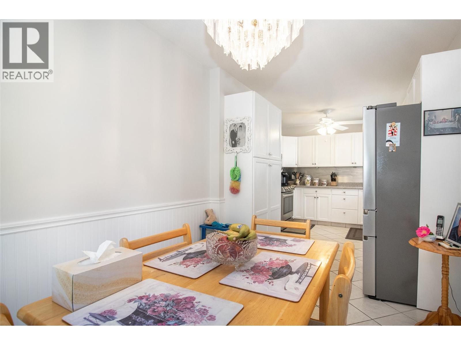 1874 Parkview Crescent Unit# 25. Kelowna, British Columbia