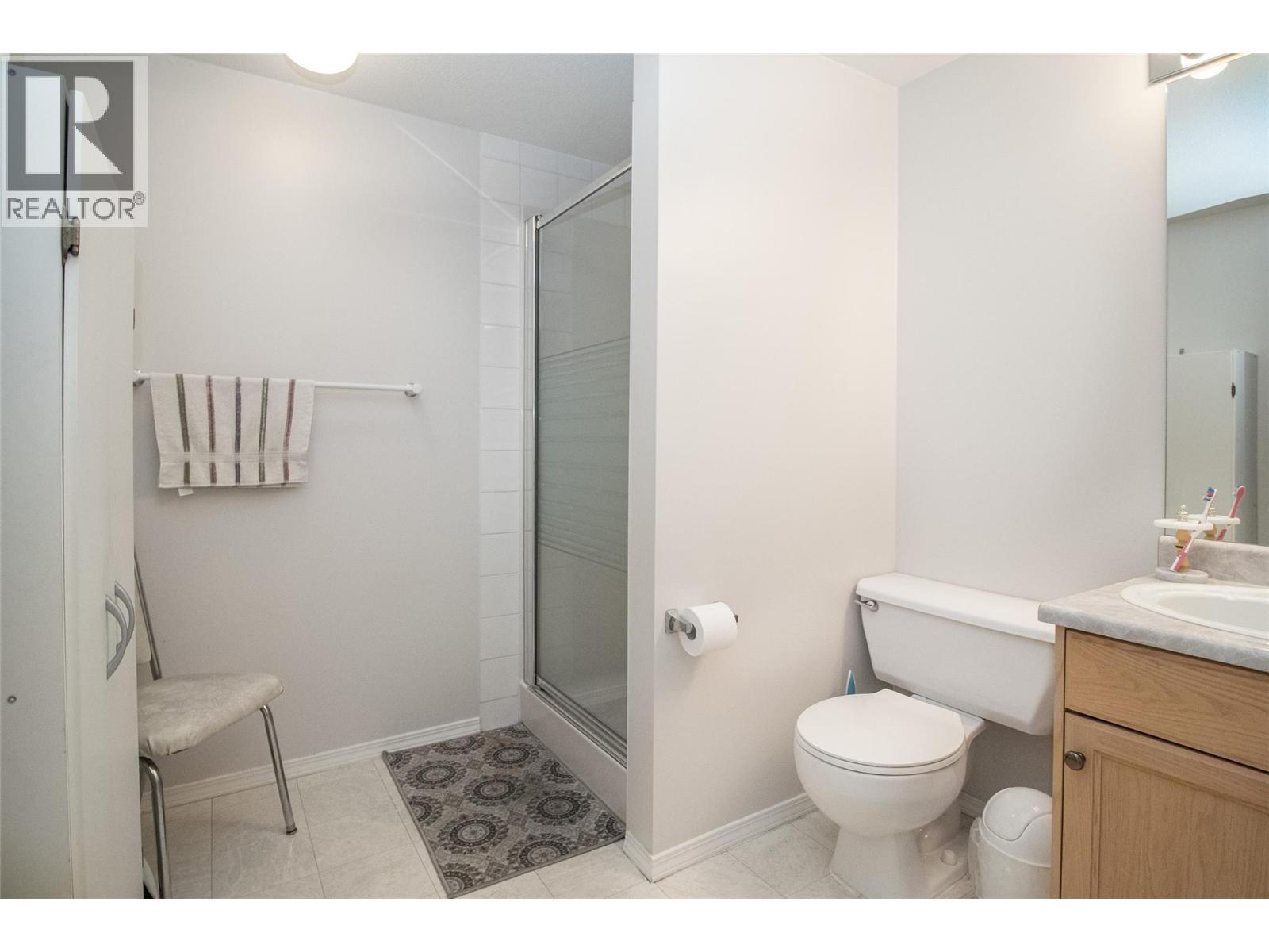 1874 Parkview Crescent Unit# 25. Kelowna, British Columbia