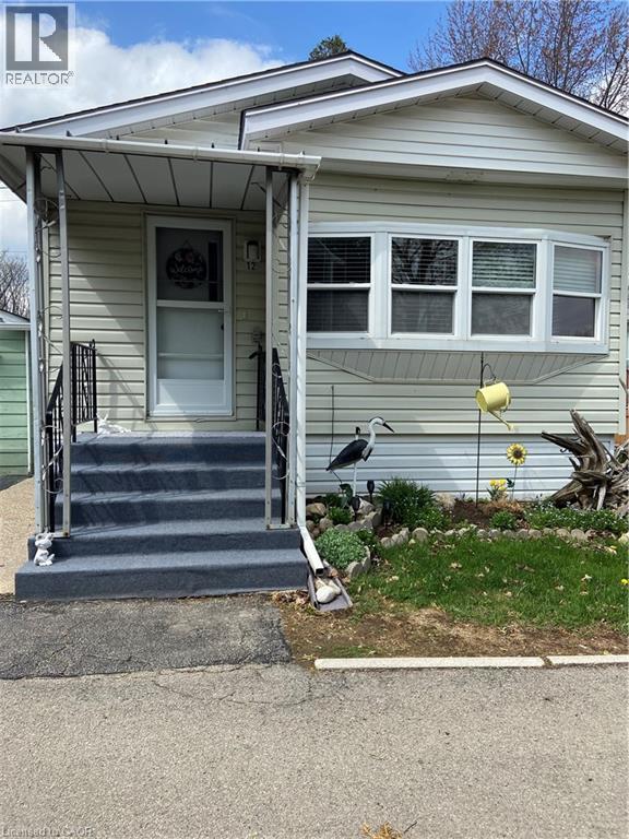 12 Macpherson Crescent, Flamborough