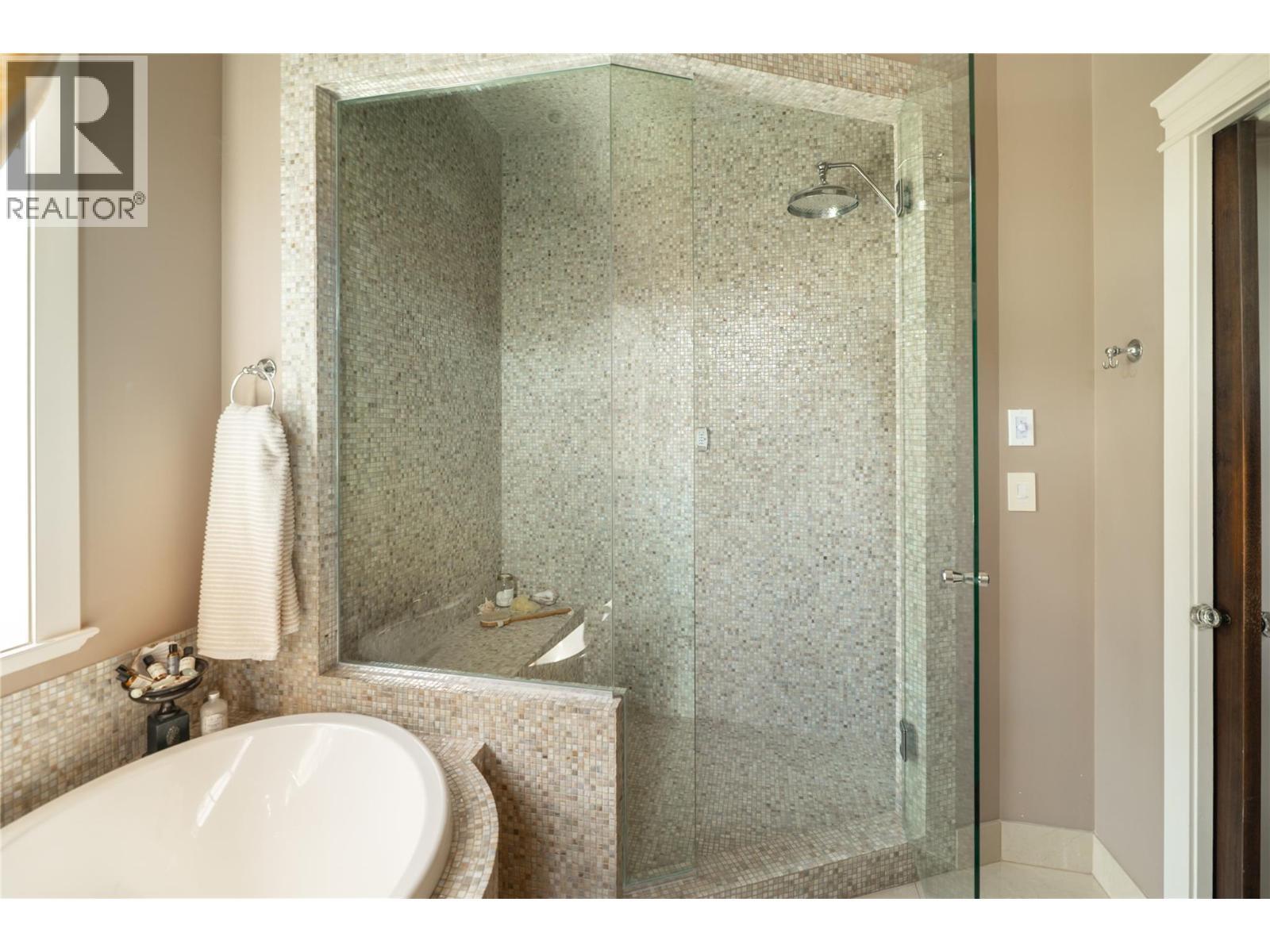 4768 Carmel Crescent. Kelowna, British Columbia