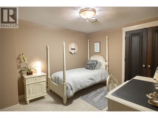 4768 Carmel Crescent. Kelowna, British Columbia