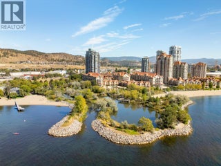 1075 Sunset Drive Unit# Ph1. Kelowna, British Columbia