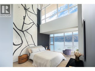 1075 Sunset Drive Unit# Ph1. Kelowna, British Columbia