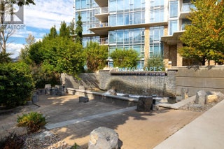 1075 Sunset Drive Unit# Ph1. Kelowna, British Columbia