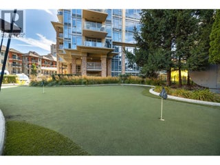 1075 Sunset Drive Unit# Ph1. Kelowna, British Columbia