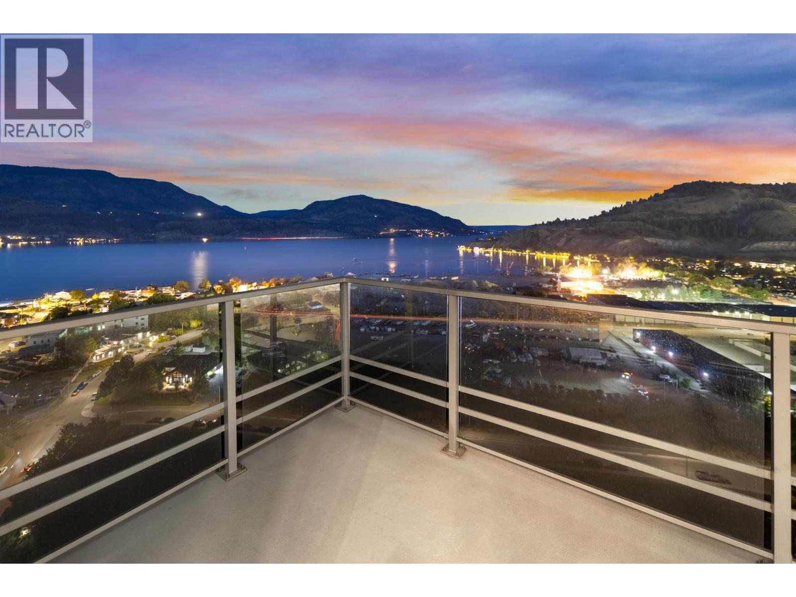 1075 Sunset Drive Unit# Ph1. Kelowna, British Columbia