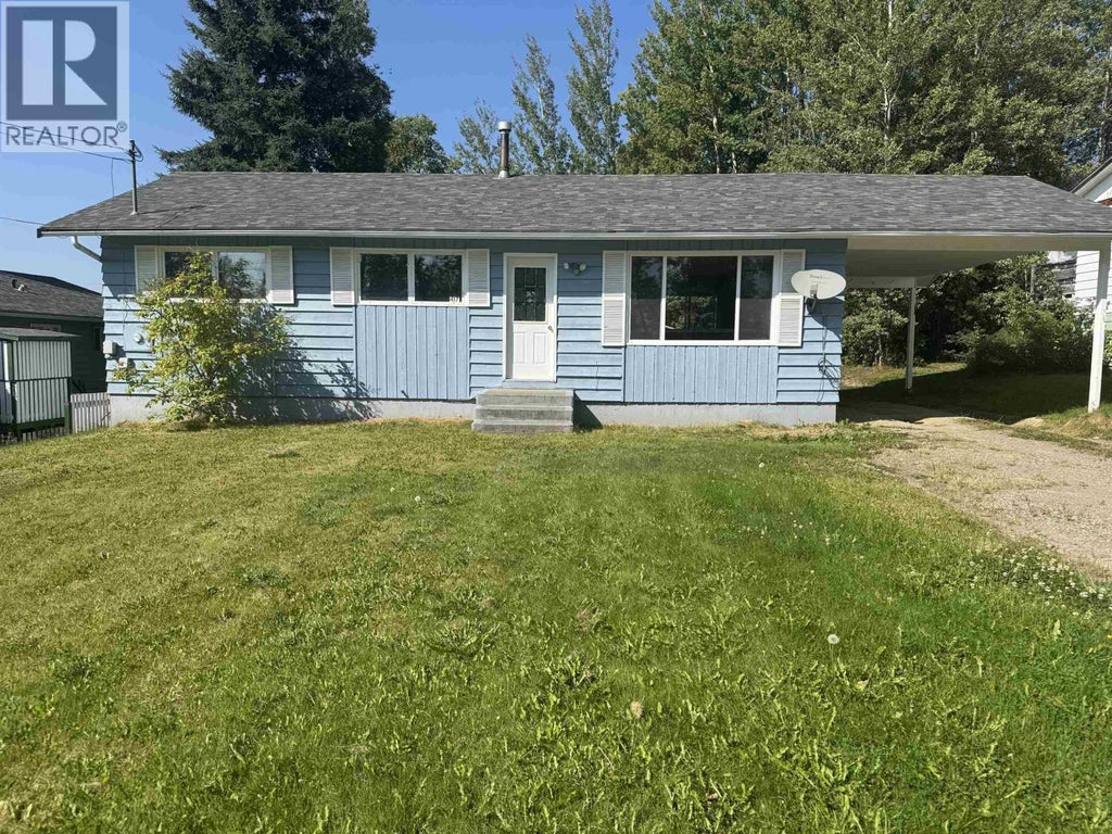 417 Centennial Drive, Mackenzie