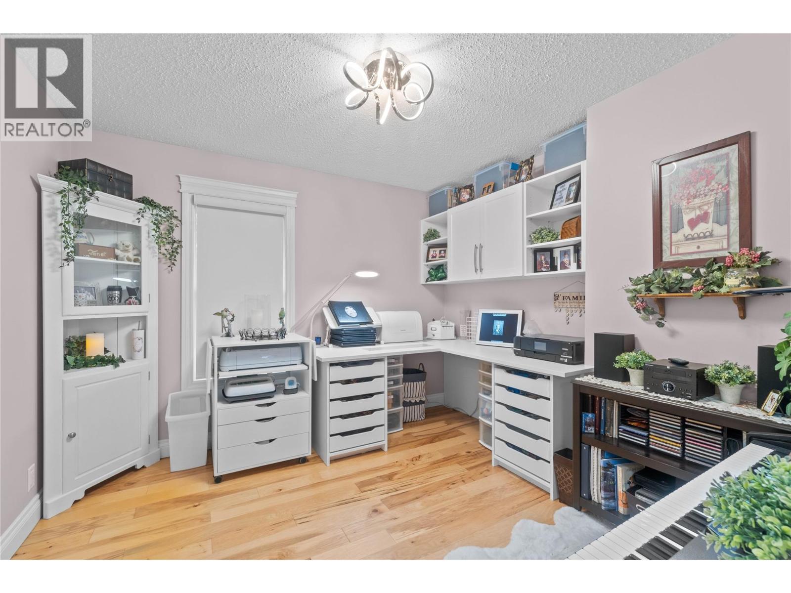 4911 Malpass Road. Armstrong, British Columbia