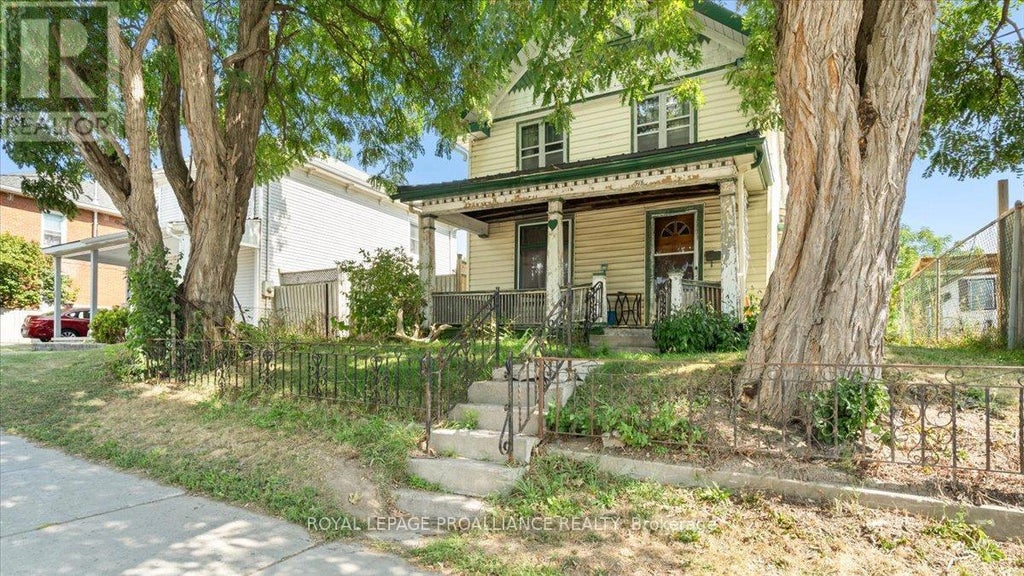 51 1/2 North Front Street, Belleville (belleville Ward)