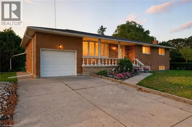 20 Woodside Drive, Hamilton