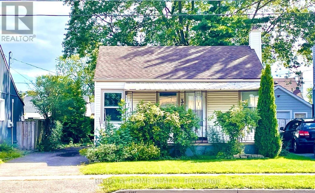 389 Lincoln Street, Welland (lincoln/crowland)