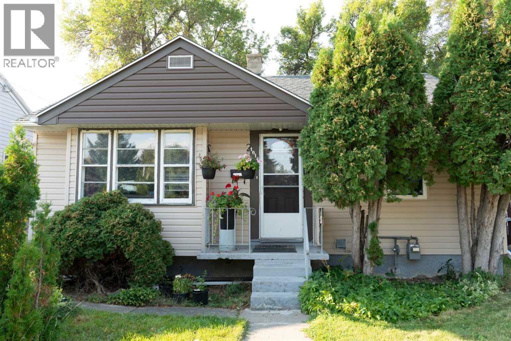 1614 5a Avenue N, Lethbridge