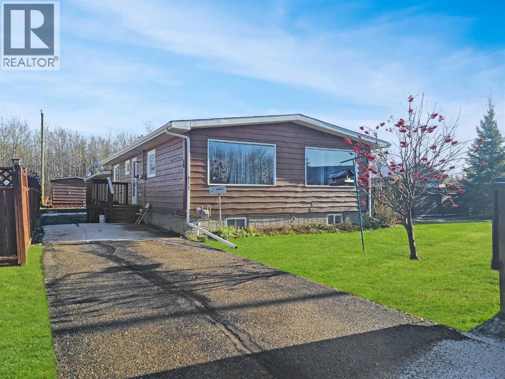 411 4th Street, Mclennan