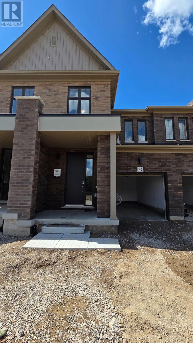 10 Poett Avenue, Stratford