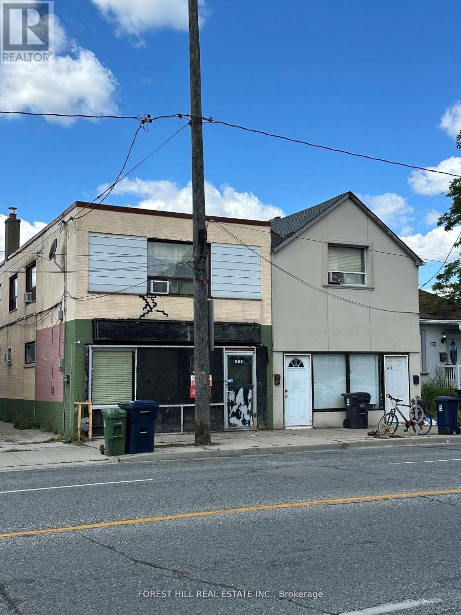 668 Jane Street, Toronto (rockcliffe-Smythe)