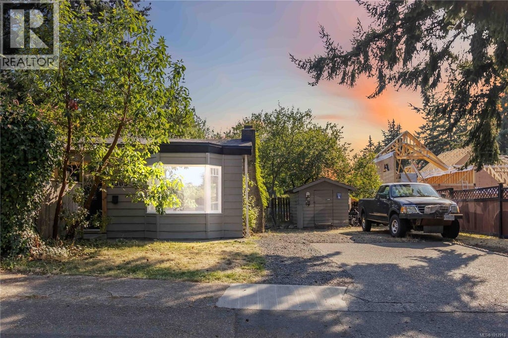 A 3365 Painter Road, Colwood