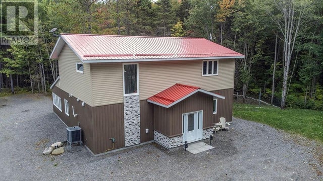 264 Lakeview Drive, Alban
