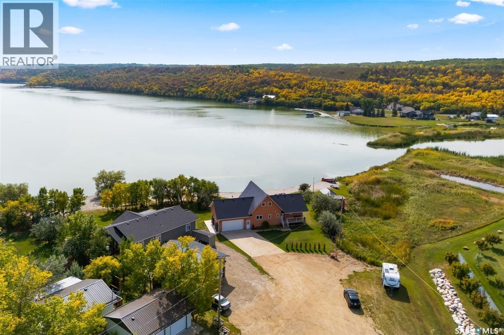 30 Larocque Estates, Katepwa Beach