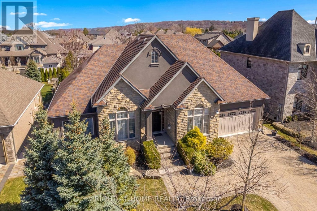 7 Sandalwood Crescent, Niagara-On-The-Lake (st. Davids)