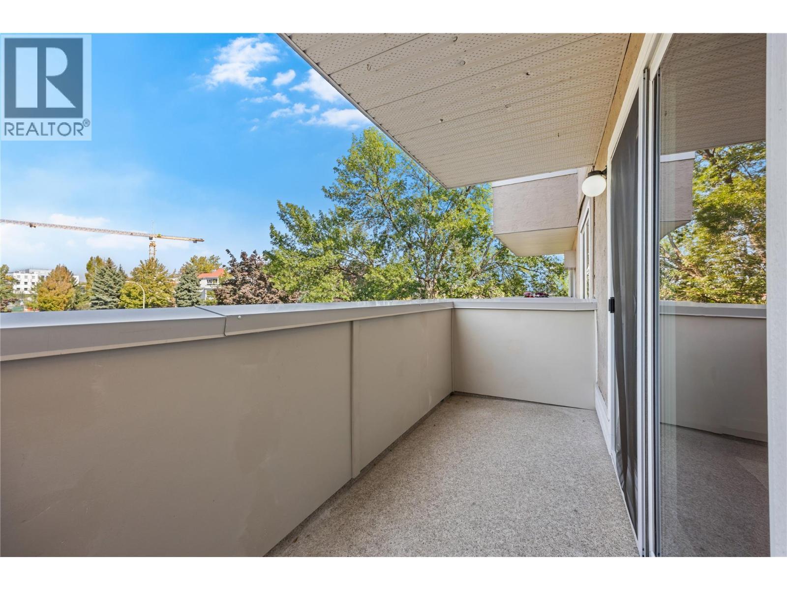 3180 De Montreuil Court Unit# 310. Kelowna, British Columbia