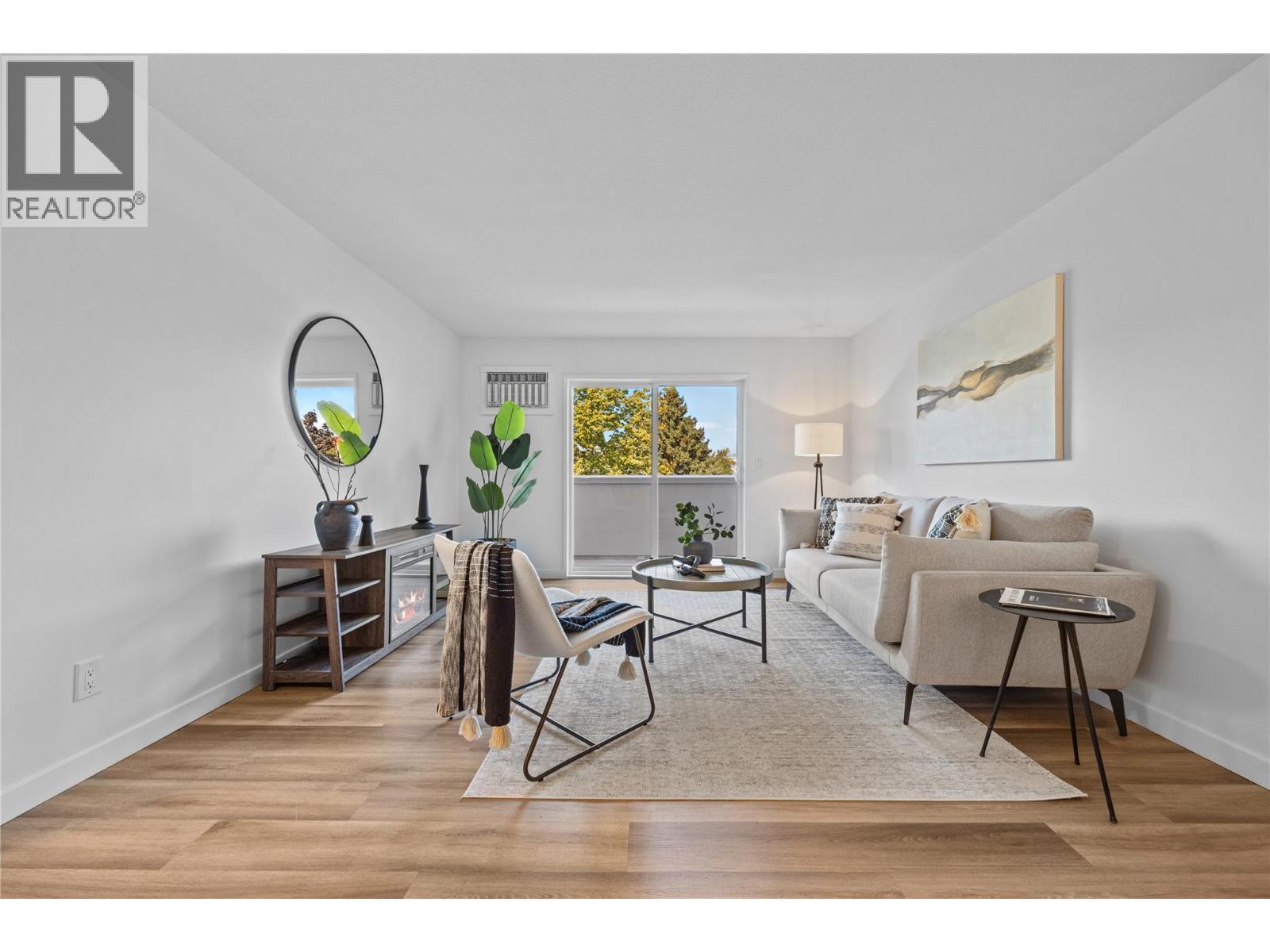 3180 De Montreuil Court Unit# 310. Kelowna, British Columbia