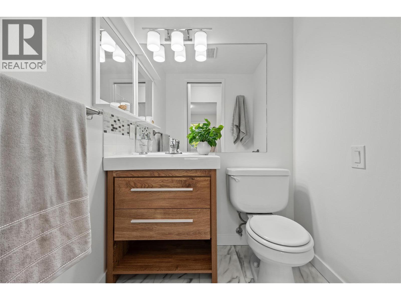 3180 De Montreuil Court Unit# 310. Kelowna, British Columbia