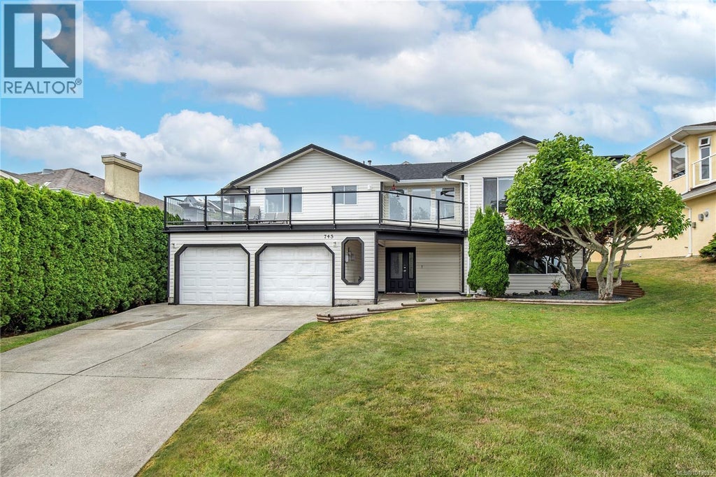 745 Bowen Drive, Campbell River