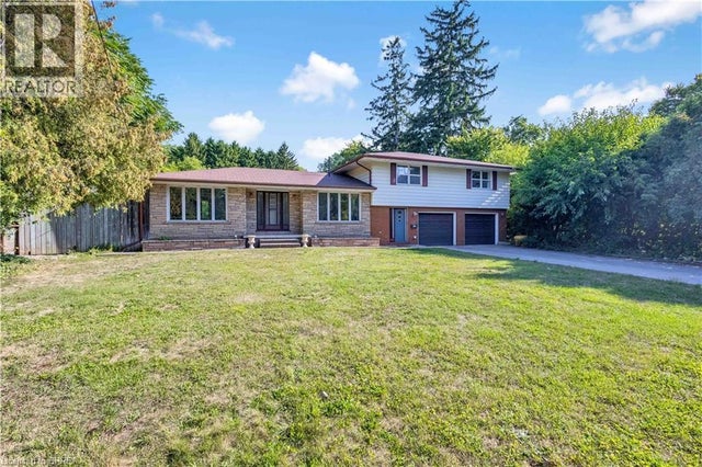 10 Harris Avenue, Brantford