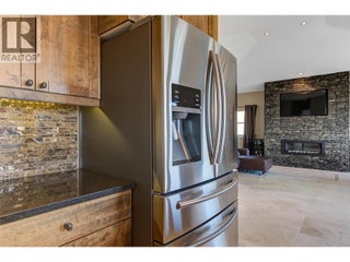 6172 Seymoure Avenue. Peachland, British Columbia