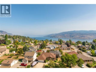 6172 Seymoure Avenue. Peachland, British Columbia