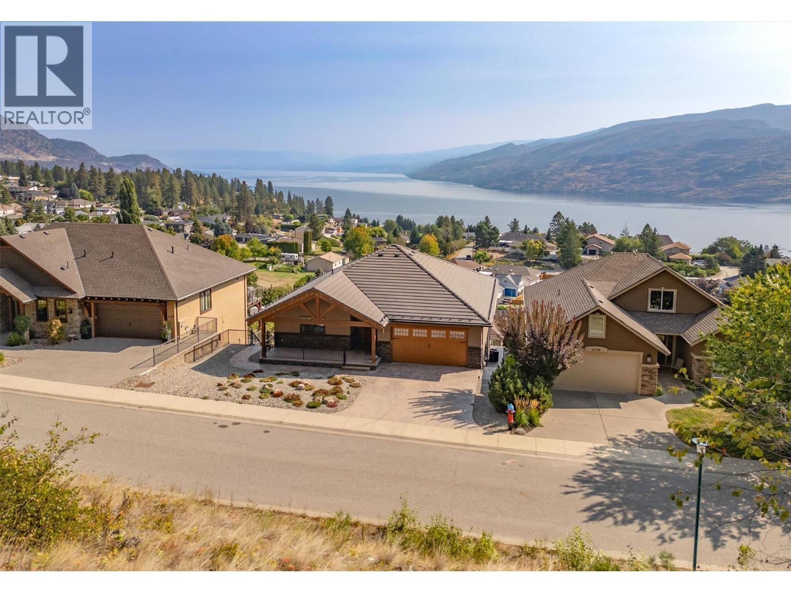 6172 Seymoure Avenue. Peachland, British Columbia