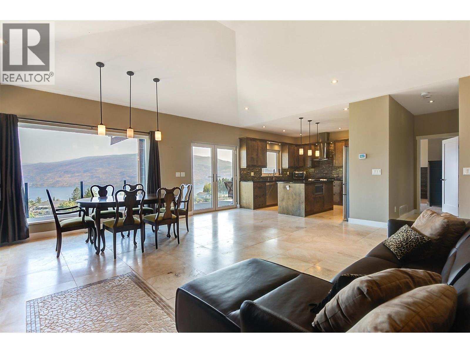 6172 Seymoure Avenue. Peachland, British Columbia