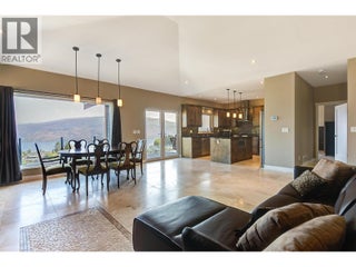 6172 Seymoure Avenue. Peachland, British Columbia