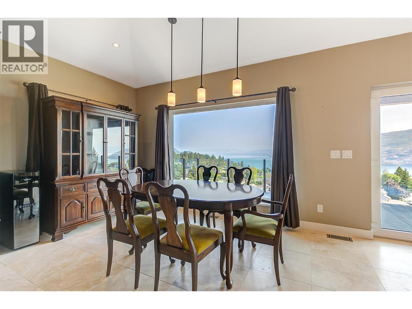 6172 Seymoure Avenue. Peachland, British Columbia