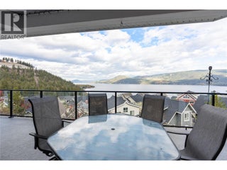 6754 La Palma Loop. Kelowna, British Columbia