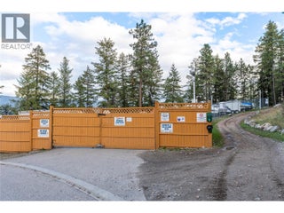 6754 La Palma Loop. Kelowna, British Columbia