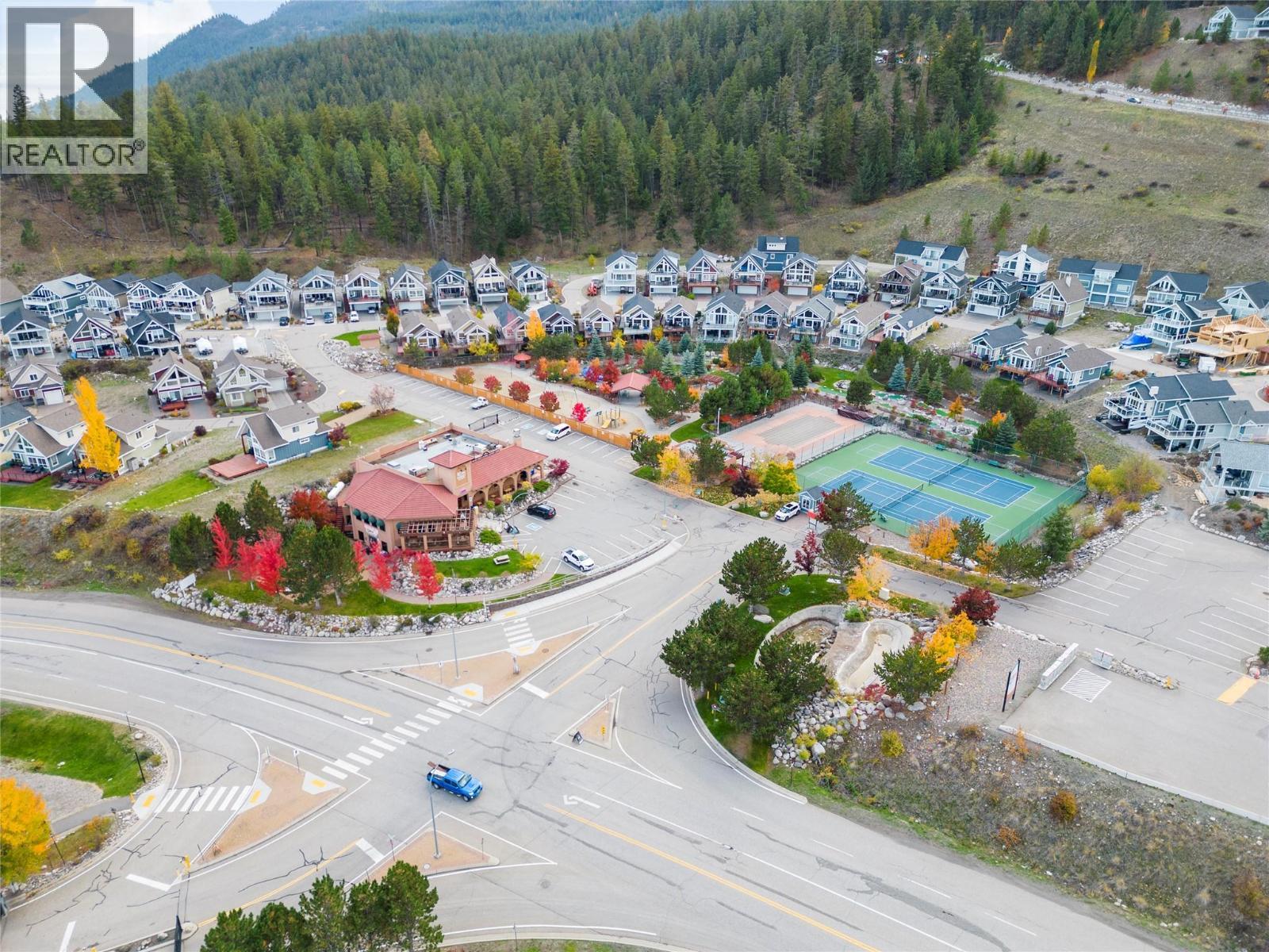 6754 La Palma Loop. Kelowna, British Columbia