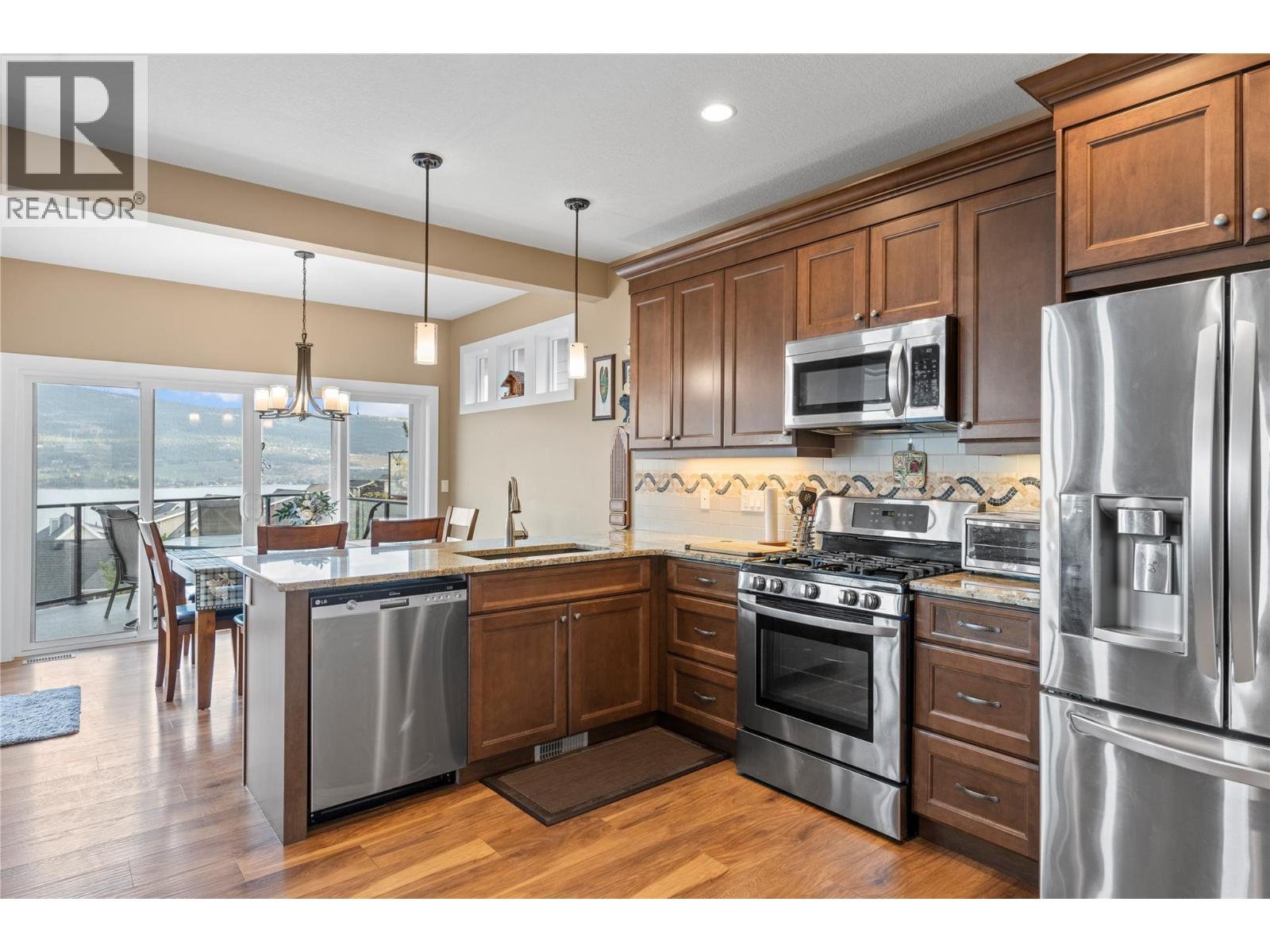 6754 La Palma Loop. Kelowna, British Columbia