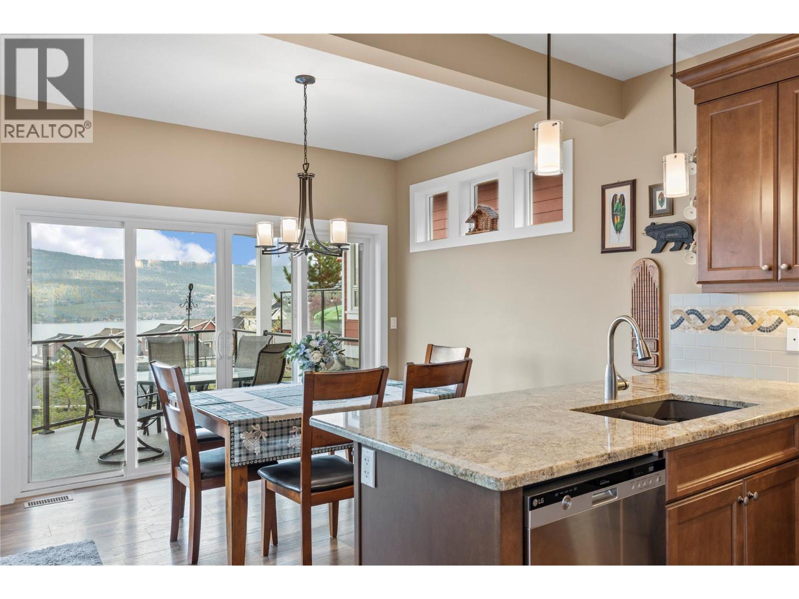 6754 La Palma Loop. Kelowna, British Columbia