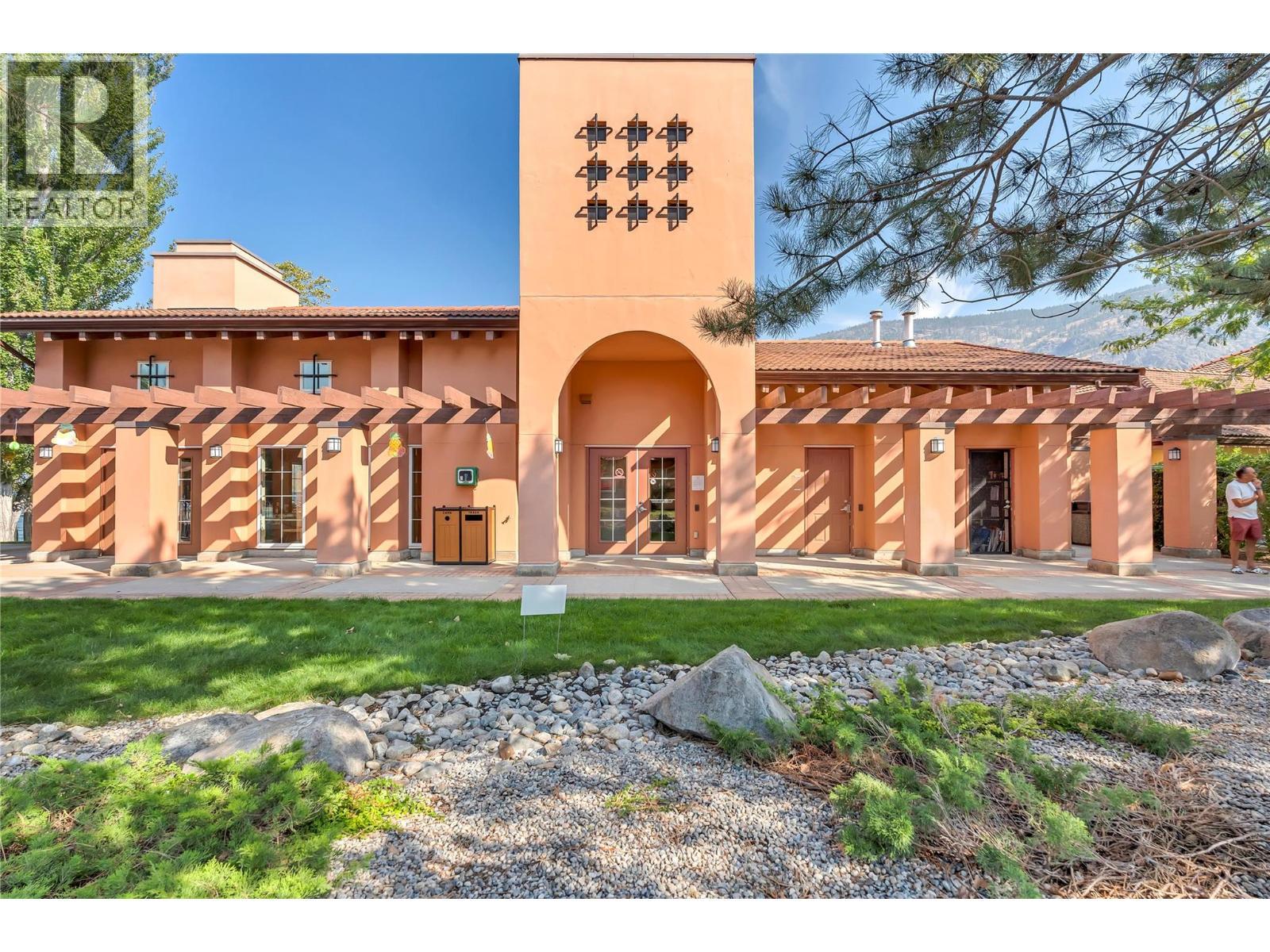 7600 Cottonwood Drive Unit# 304. Osoyoos, British Columbia