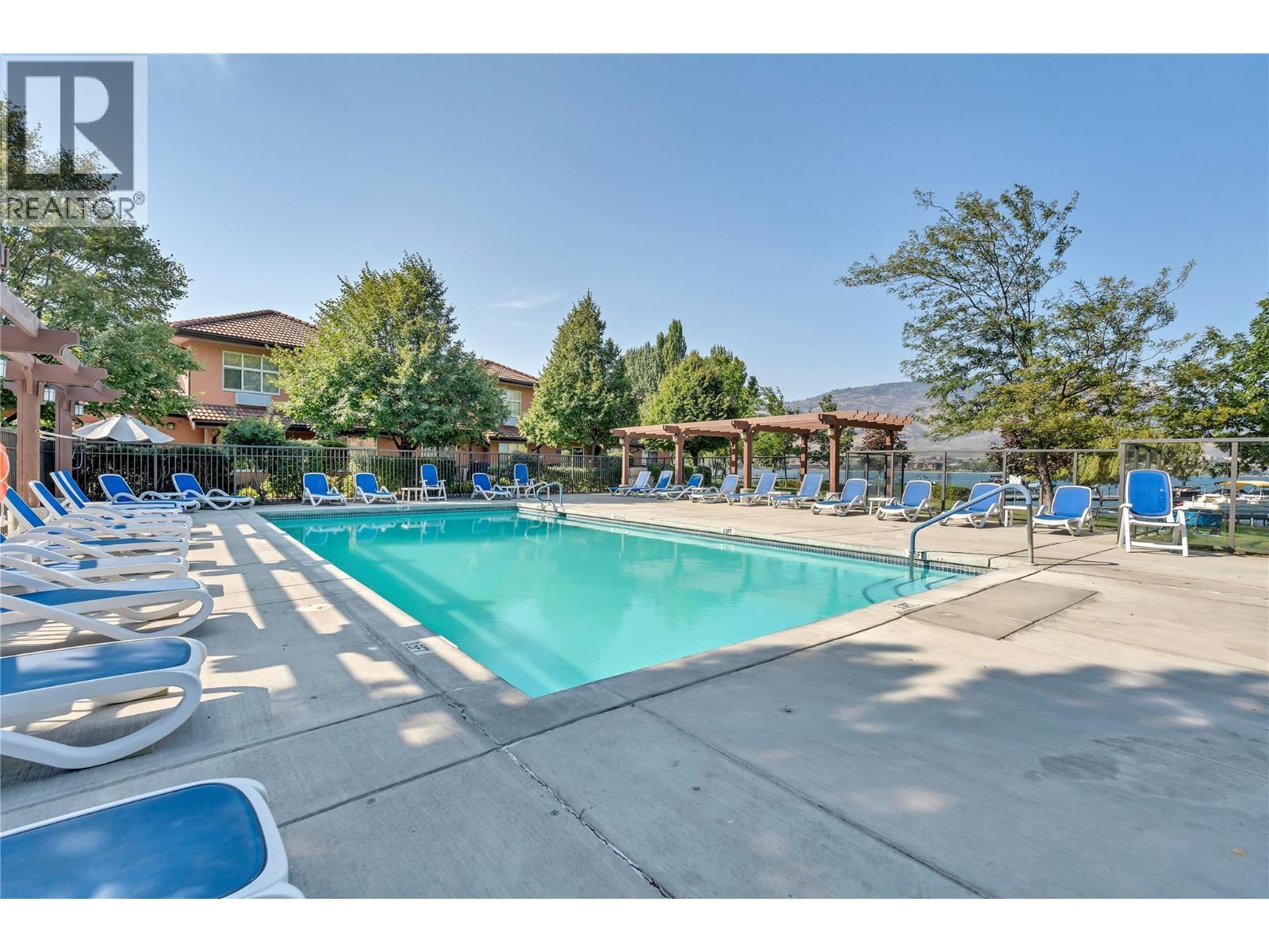 7600 Cottonwood Drive Unit# 304. Osoyoos, British Columbia