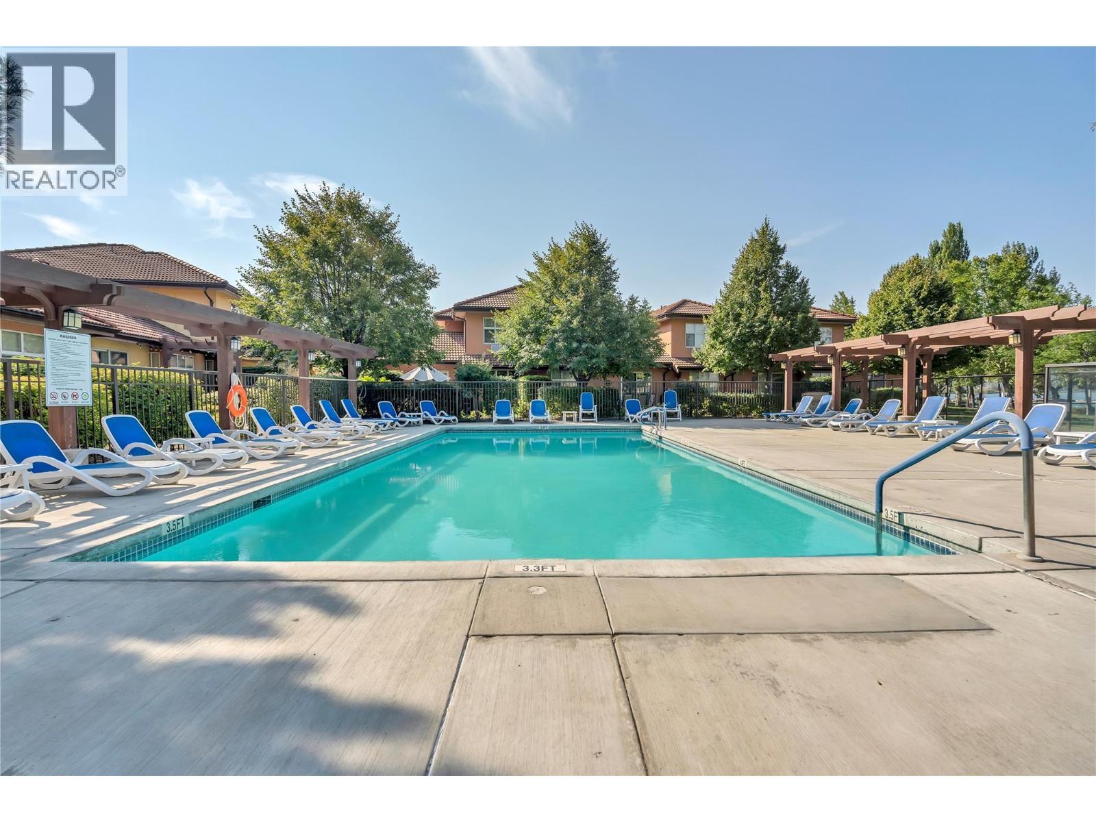 7600 Cottonwood Drive Unit# 304. Osoyoos, British Columbia